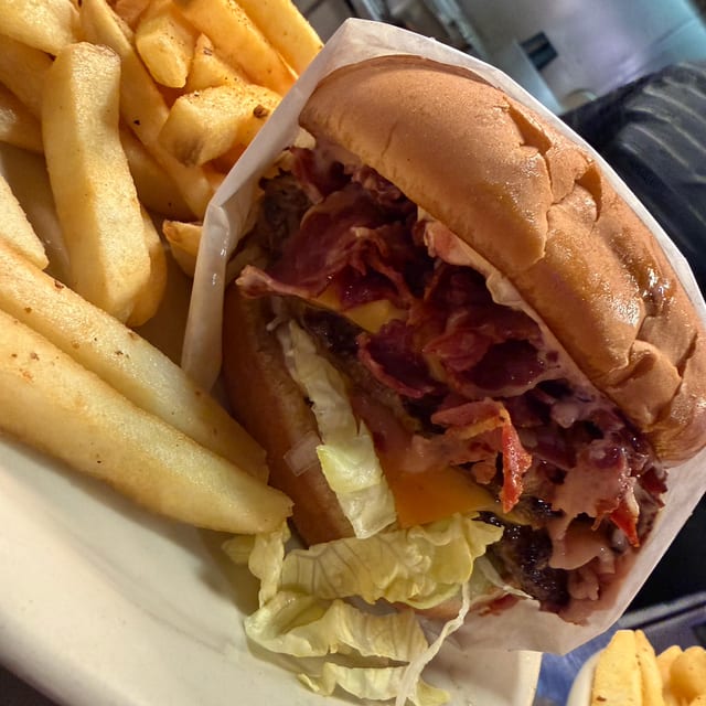 Pastrami Burger.